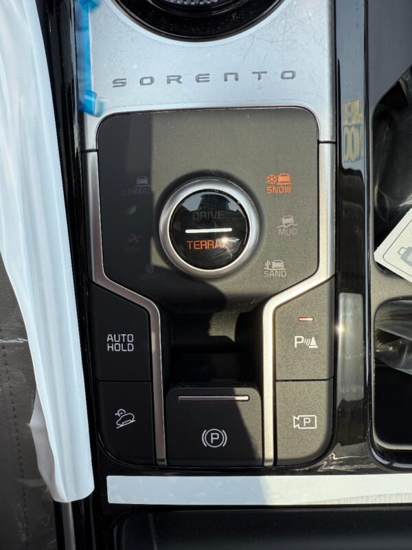 KIA SORENTO - Image 13